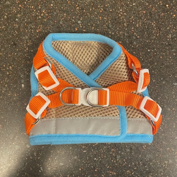 Cat harness - Picture 2 of 2